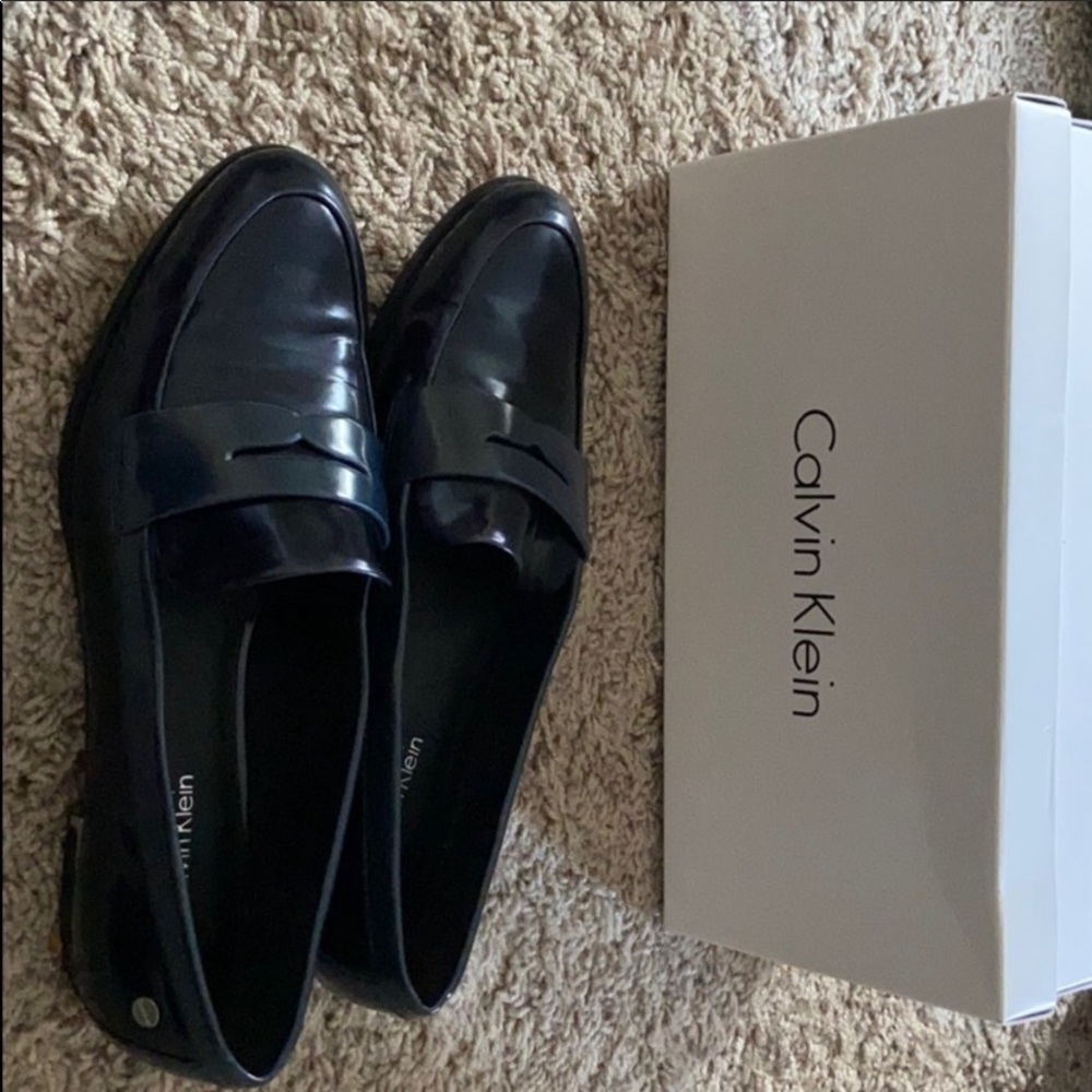 Calvin Klein Leather Loafers size 8 women’s